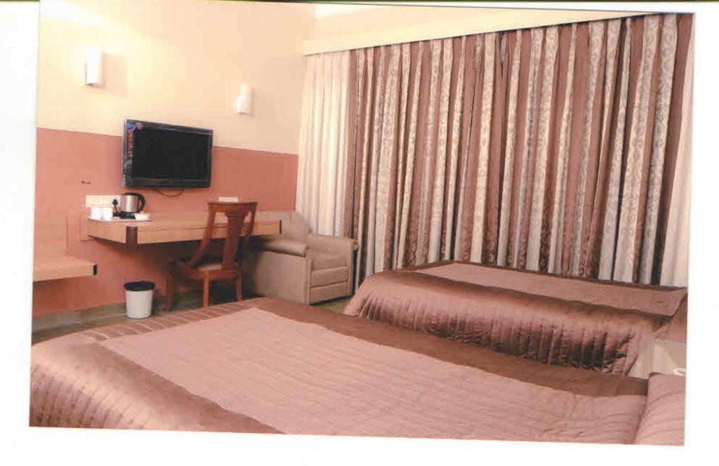 Khimji Bhagwandas Arogyabhavan Hotel Nashik Room photo